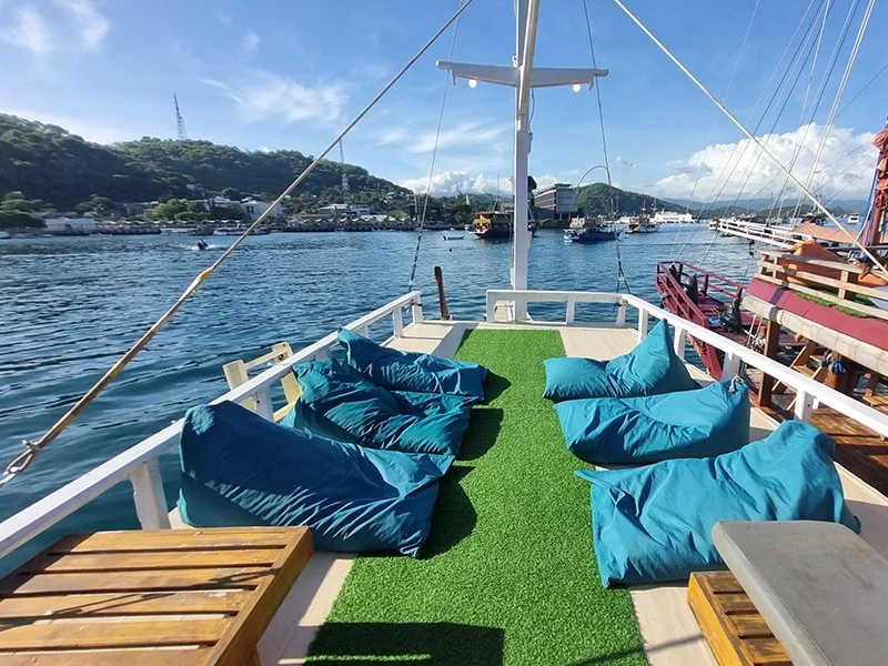 Staelan Boat - Luxury Phinisi Komodo Charter 2026